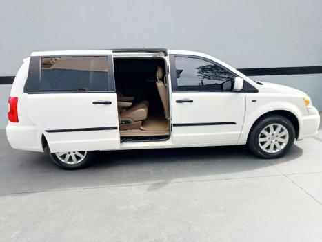 CHRYSLER Town & Country 3.6 V6 12V 4P LIMITED AUTOM�TICO, Foto 16