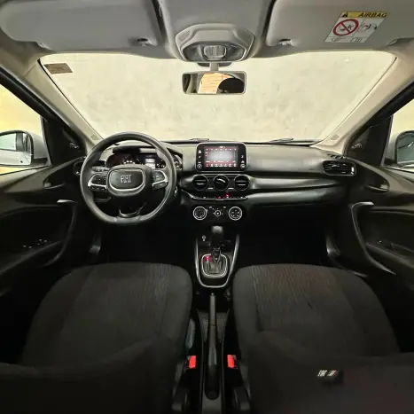 FIAT Cronos 1.3 4P FLEX DRIVE AUTOM�TICO CVT, Foto 9