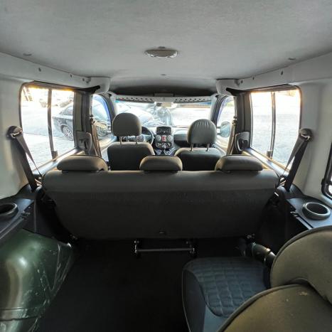 FIAT Doblo 1.8 16V 4P FLEX ADVENTURE 6 LUGARES, Foto 7