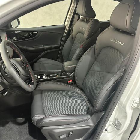 FIAT Fastback 1.3 16V 4P FLEX ABARTH TURBO 270 AUTOM�TICO, Foto 26