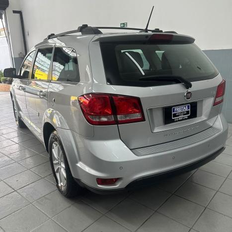 FIAT Freemont 2.4 16V 4P PRECISION AUTOMTICO 7 LUGARES, Foto 4