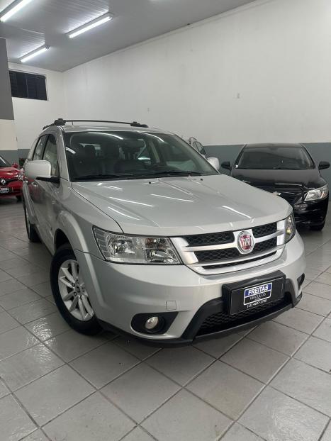 FIAT Freemont 2.4 16V 4P PRECISION AUTOMÁTICO 7 LUGARES, Foto 2
