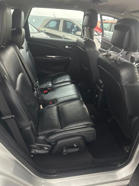 FIAT Freemont 2.4 16V 4P PRECISION AUTOMÁTICO 7 LUGARES, Foto 9