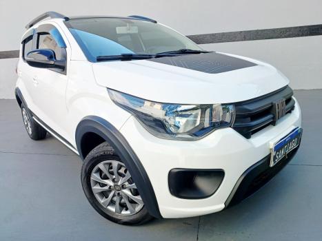 FIAT Mobi 1.0 4P FLEX EVO TREKKING, Foto 3
