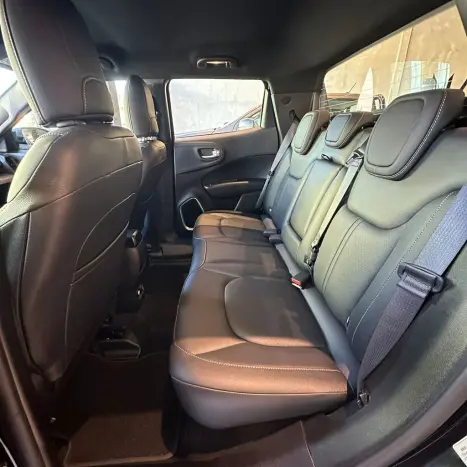 FIAT Toro 1.3 16V 4P FLEX 270 TURBO VOLCANO AUTOMÁTICO, Foto 22 FIAT Toro 1.3 16V 4P FLEX 270 TURBO VOLCANO AUTOMÁTICO, Foto 22