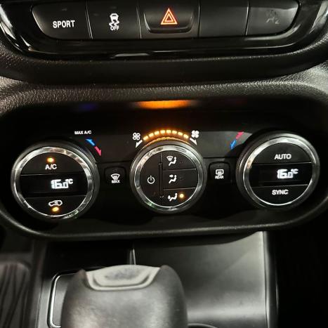 FIAT Toro 1.8 16V 4P FLEX FREEDOM AUTOM�TICO, Foto 12