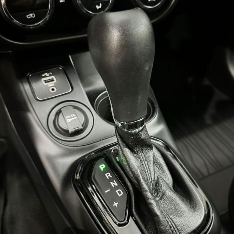 FIAT Toro 1.8 16V 4P FLEX FREEDOM AUTOM�TICO, Foto 16