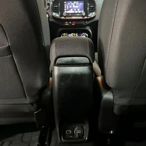 FIAT Toro 1.8 16V 4P FLEX FREEDOM AUTOM�TICO, Foto 18