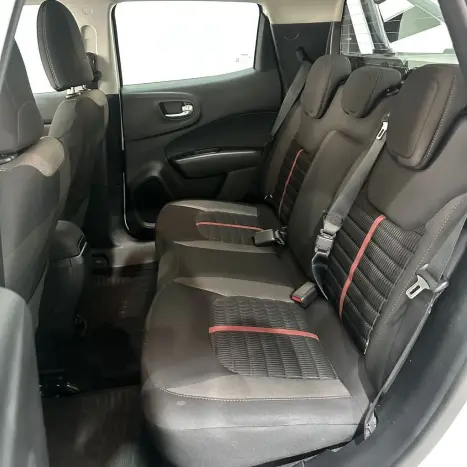 FIAT Toro 1.8 16V 4P FLEX FREEDOM AUTOM�TICO, Foto 23