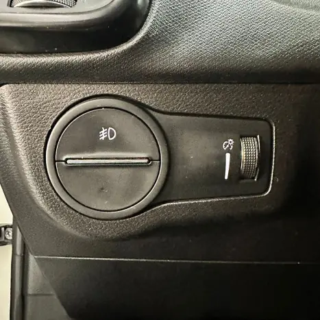 FIAT Toro 1.8 16V 4P FLEX FREEDOM AUTOM�TICO, Foto 18