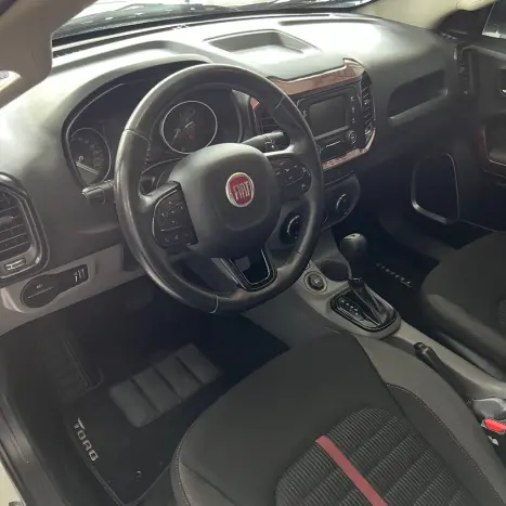 FIAT Toro 1.8 16V 4P FLEX FREEDOM ROAD AUTOM�TICO, Foto 4