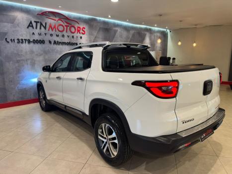 FIAT Toro 2.0 16V 4P VOLCANO 4WD TURBO DIESEL AUTOMTICO, Foto 2