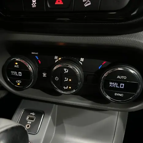 FIAT Toro 2.0 16V 4P VOLCANO 4WD TURBO DIESEL AUTOMTICO, Foto 16