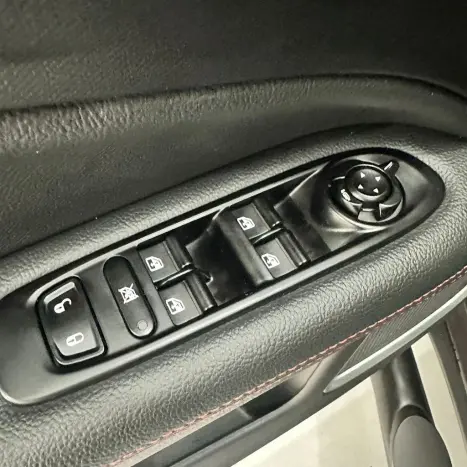 FIAT Toro 2.0 16V 4P 4WD ULTRA TURBO DIESEL AUTOM�TICO, Foto 18