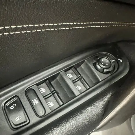 FIAT Toro 2.0 16V 4P 4WD ULTRA TURBO DIESEL AUTOM�TICO, Foto 19