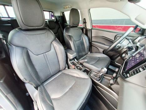 FIAT Toro 2.0 16V 4P VOLCANO 4WD TURBO DIESEL AUTOM�TICO, Foto 7