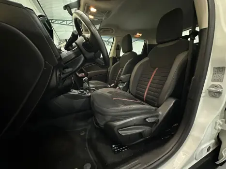 FIAT Toro 2.0 16V 4P 4WD FREEDOM TURBO DIESEL  AUTOMÁTICO, Foto 9