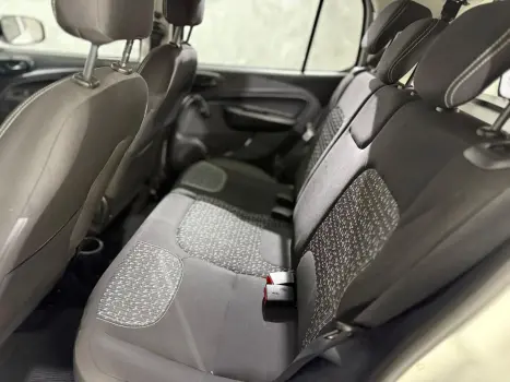 FIAT Uno 1.0 4P FLEX EVO ATTRACTIVE, Foto 9