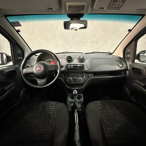 FIAT Uno 1.0 4P FLEX EVO VIVACE CELEBRATION, Foto 9