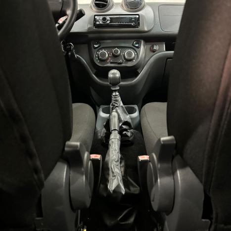 FIAT Uno 1.0 4P FLEX EVO VIVACE CELEBRATION, Foto 13