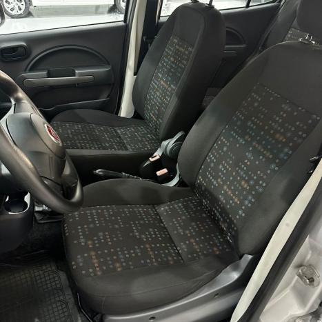 FIAT Uno 1.0 4P FLEX EVO VIVACE CELEBRATION, Foto 17