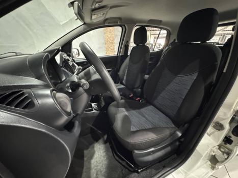 FIAT Uno 1.0 4P FLEX EVO ATTRACTIVE, Foto 11