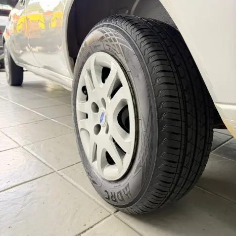 FORD Courier 1.6 FLEX L, Foto 9