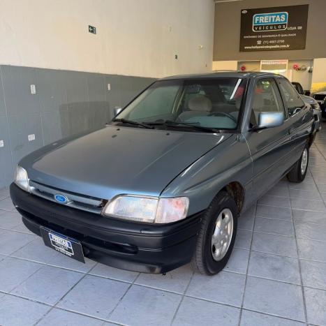 FORD Escort 1.8 I GLX, Foto 1