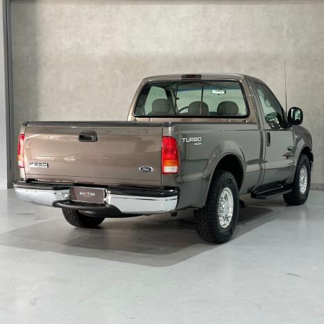 FORD F-250 4.2 XLT TURBO INTERCOOLER CABINE SIMPLES, Foto 4
