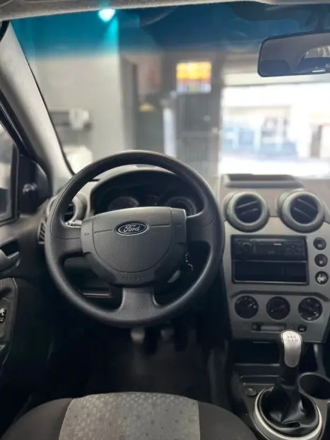 FORD Fiesta Hatch 1.6 4P FLEX, Foto 9 FORD Fiesta Hatch 1.6 4P FLEX, Foto 9