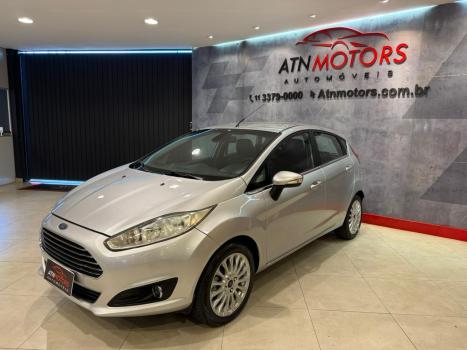 FORD Fiesta Hatch 1.6 16V 4P FLEX TITANIUM PLUS POWERSHIFT AUTOM�TICO, Foto 2
