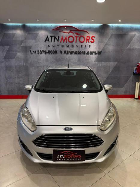 FORD Fiesta Hatch 1.6 16V 4P FLEX TITANIUM PLUS POWERSHIFT AUTOM�TICO, Foto 7