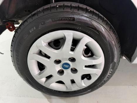 FORD Fiesta Hatch 1.6 4P ROCAM FLEX, Foto 7
