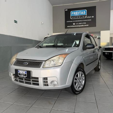 FORD Fiesta Hatch 1.6, Foto 1