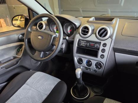 FORD Fiesta Hatch 1.0 4P FLEX, Foto 5