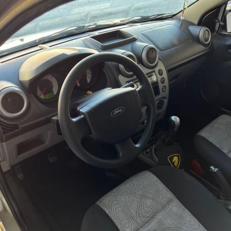 FORD Fiesta Sedan 1.6 4P CLASS FLEX, Foto 8