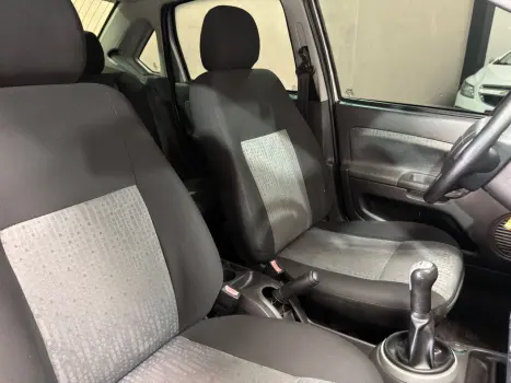 FORD Fiesta Sedan 1.6 4P ROCAM FLEX, Foto 8