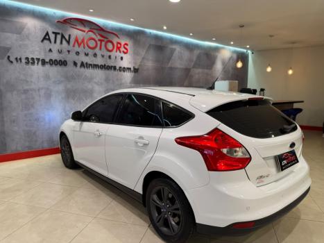 FORD Focus Hatch 1.6 16V 4P SE PLUS FLEX, Foto 7