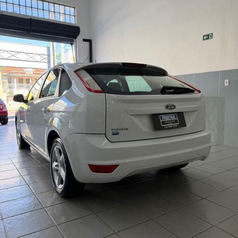 FORD Focus Hatch 1.6 4P, Foto 4