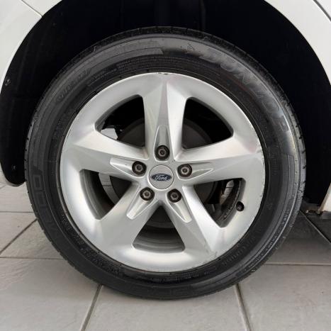 FORD Focus Hatch 1.6 4P, Foto 10
