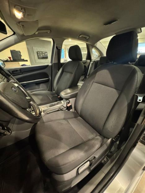 FORD Focus Sedan 2.0 16V 4P FC FLEX AUTOMTICO, Foto 12