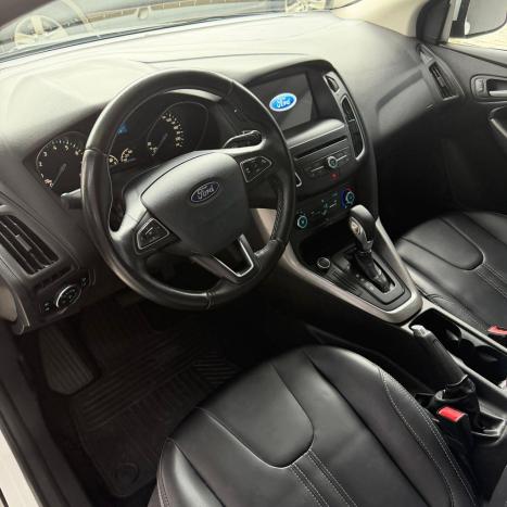 FORD Focus Sedan 2.0 16V 4P FLEX SE POWERSHIFT AUTOM�TICO, Foto 4