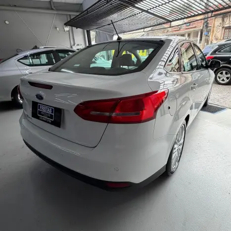 FORD Focus Sedan 2.0 16V 4P FLEX SE POWERSHIFT AUTOM�TICO, Foto 11