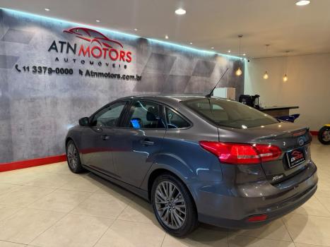 FORD Focus Sedan 2.0 16V 4P FLEX SE POWERSHIFT AUTOMÁTICO, Foto 3