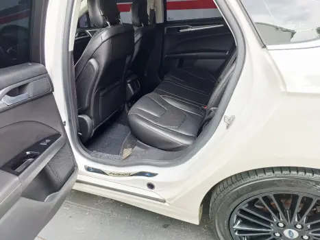 FORD Fusion 2.0 16V 4P ECOBOOST TURBO TITANIUM AWD AUTOMÁTICO, Foto 13 FORD Fusion 2.0 16V 4P ECOBOOST TURBO TITANIUM AWD AUTOMÁTICO, Foto 13