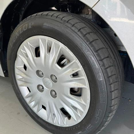 FORD Ka Hatch 1.5 12V 4P FLEX TI-VCT SE AUTOM�TICO, Foto 26