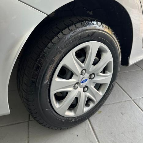 FORD Ka + Sedan 1.5 12V 4P FLEX TI-VCT SE, Foto 2