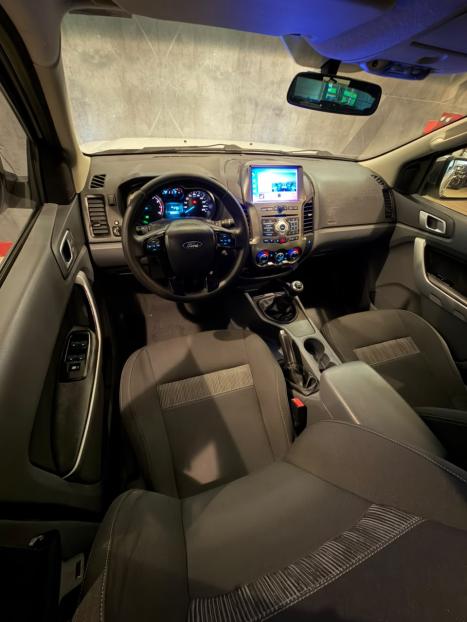 FORD Ranger 2.5 16V FLEX XLT CABINE DUPLA, Foto 14
