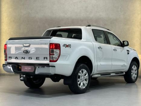 FORD Ranger 3.2 20V CABINE DUPLA 4X4 LIMITED TURBO DIESEL AUTOMÁTICO, Foto 8