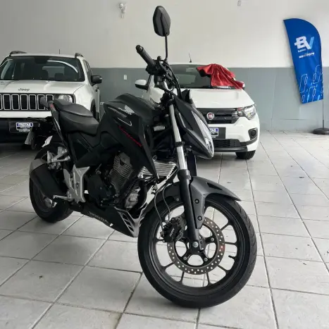 HONDA CB 300 F Twister FLEX ABS, Foto 2